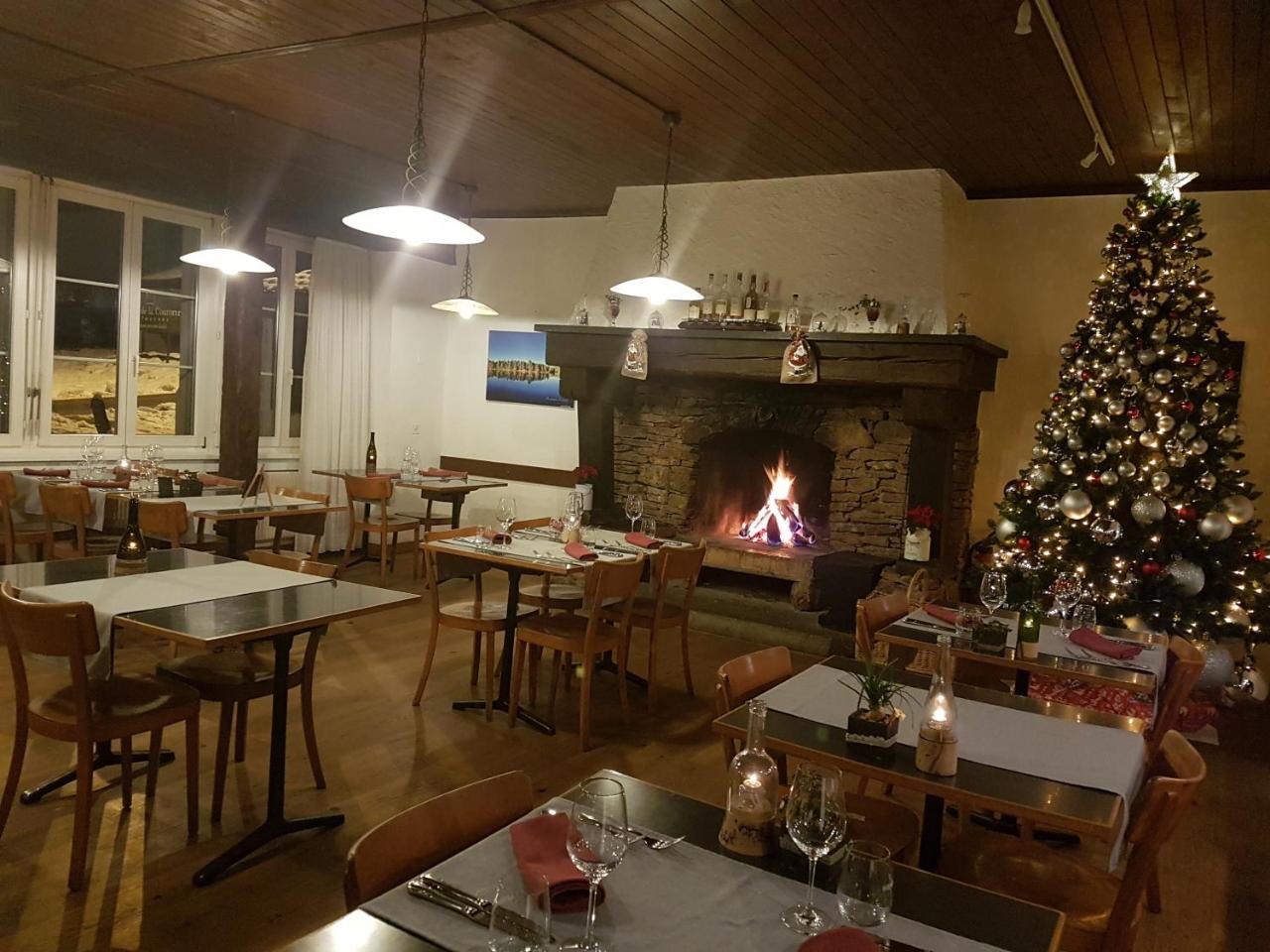 Auberge De La Couronne Saignelégier 외부 사진